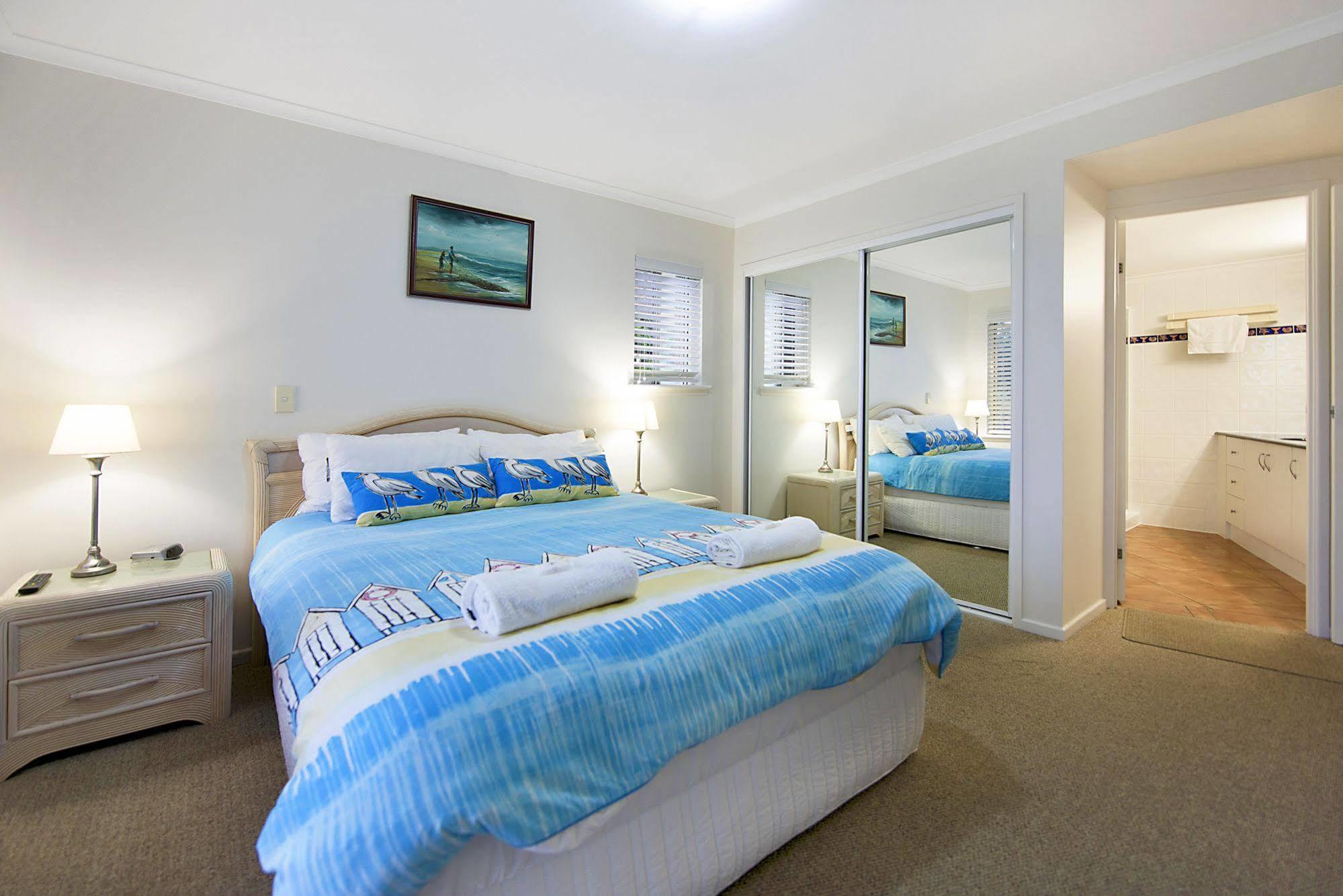 بوينت لوكاوت Whale Watch Ocean Beach Resort المظهر الخارجي الصورة