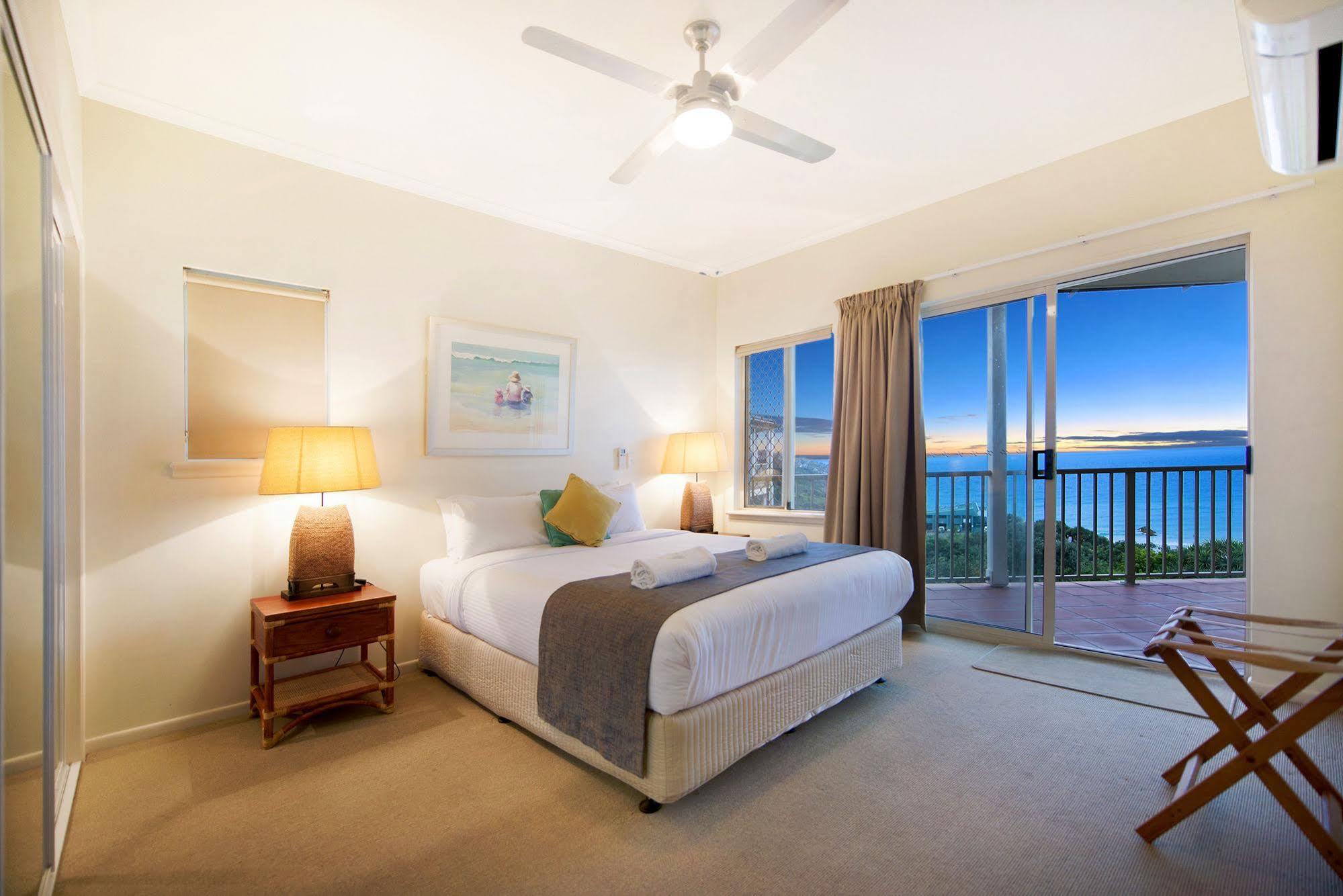 بوينت لوكاوت Whale Watch Ocean Beach Resort المظهر الخارجي الصورة